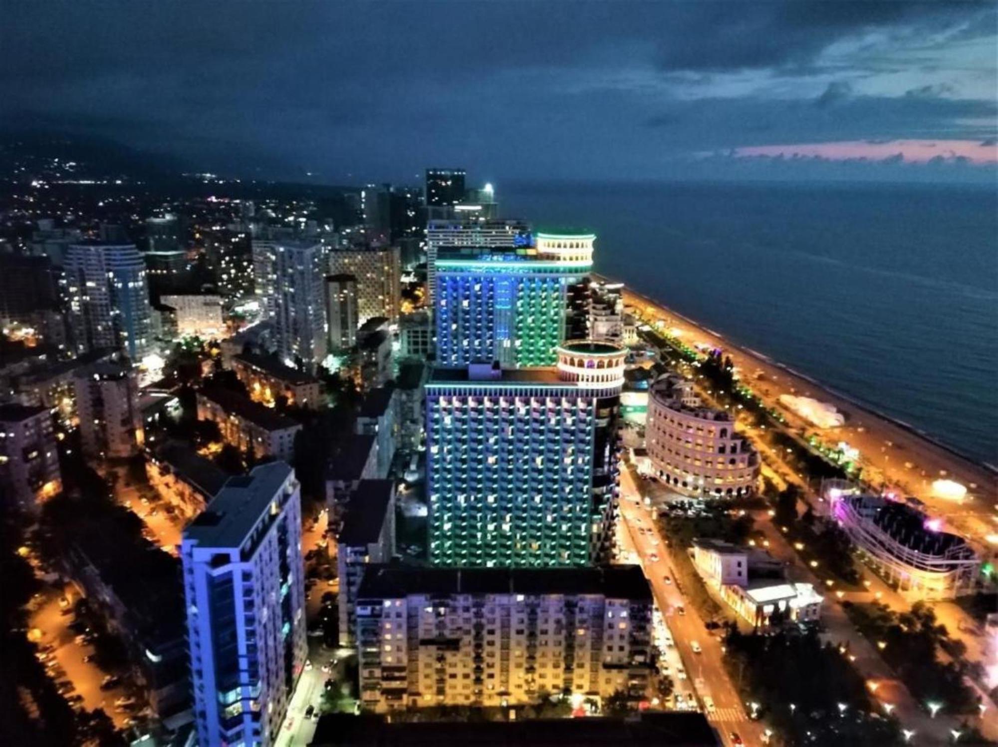 Orbi City Батуми Экстерьер фото